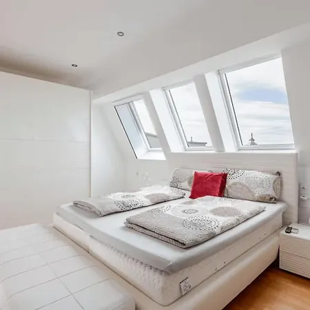 Apartment 10-12 Personen - Luxus Penthouse Zentrum - Thomaskirche *